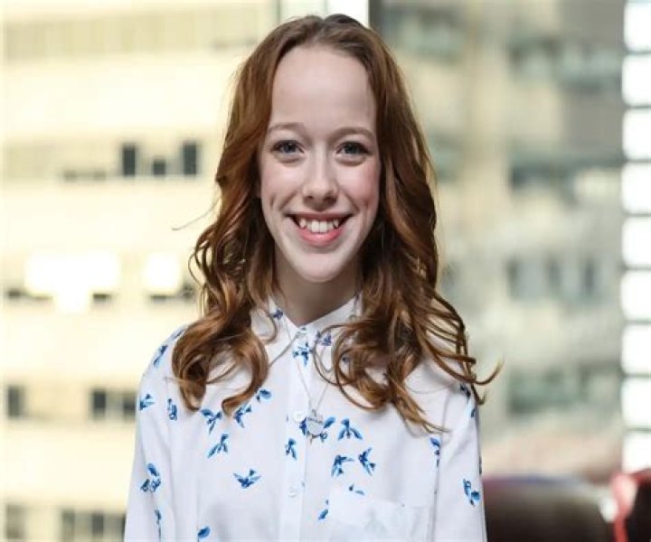Amybeth Mcnulty Parents: Mother Passed Away -Everything To Know About The Actress