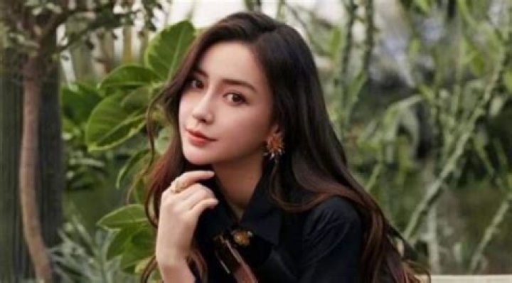Angelababy Height, Weight, Measurements, Bra Size, Shoe Size