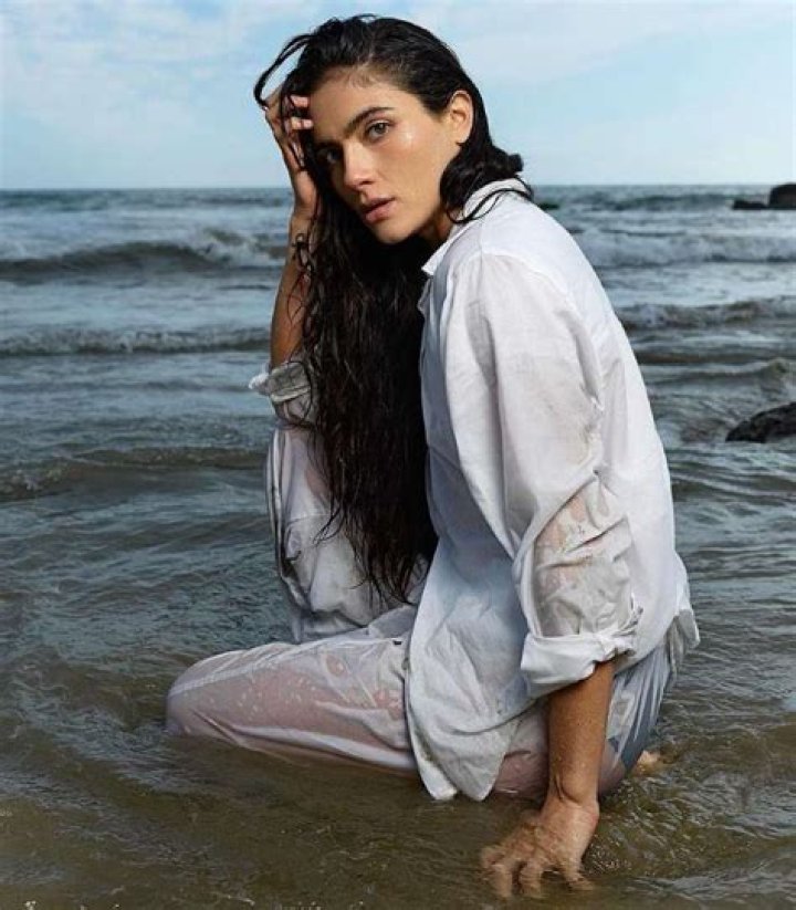 Arienne Mandi Wiki, Biography, Height, Weight, Net Worth, Age, Who, Instagram