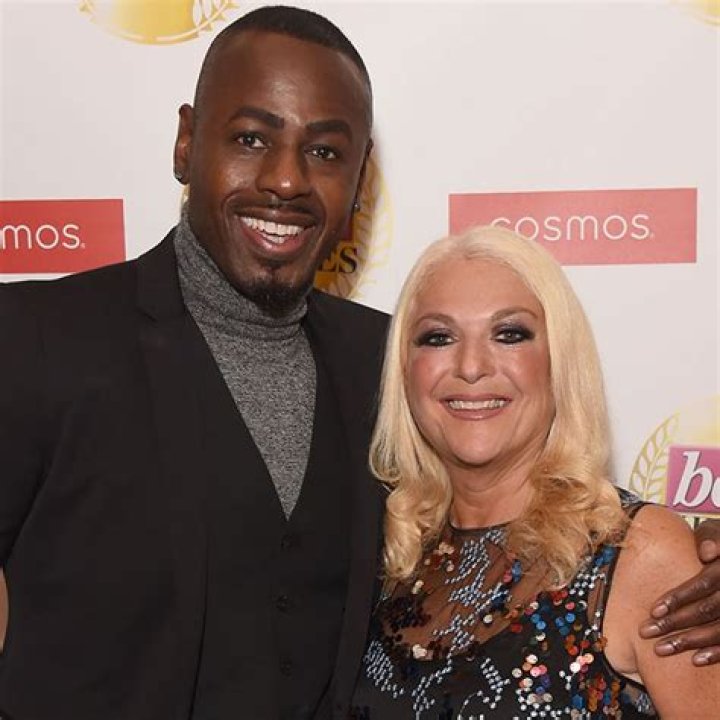 
Ben Ofoedu Height, Weight, Net Worth, Age, Birthday, Wikipedia, Who, Nationality, Biography 