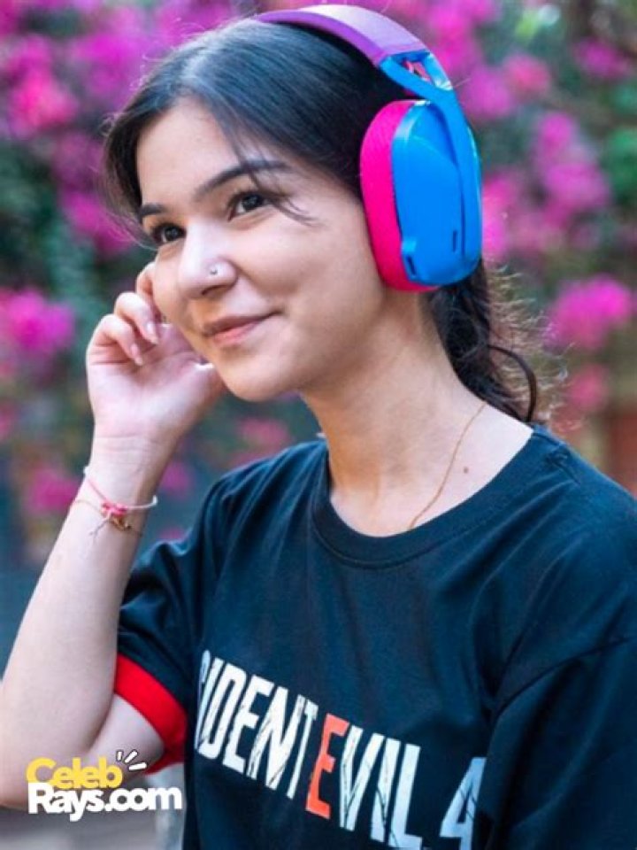 Bo Burnham (Comedian) Wiki, Biography, Age, Height, Weight, Girlfriend, Net Worth, Family, Facts