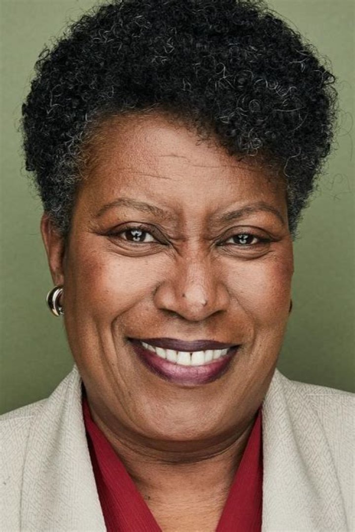 Carlease Burke Godmothered: Wiki, Age, Husband, Net Worth, Instagram