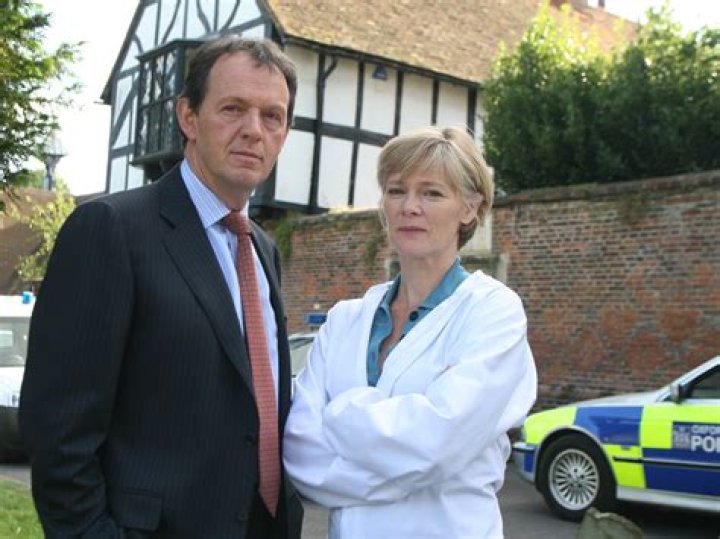 Clare Holman Net Worth