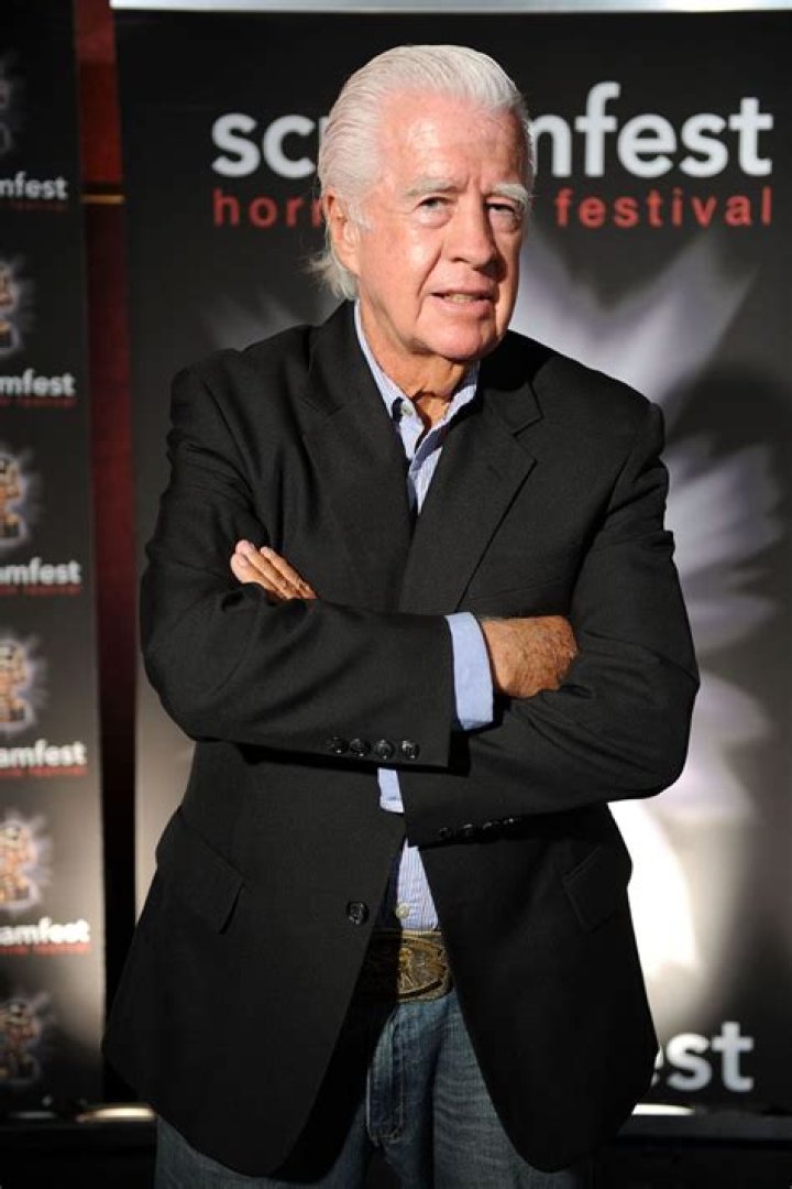 Clu Gulager Net Worth