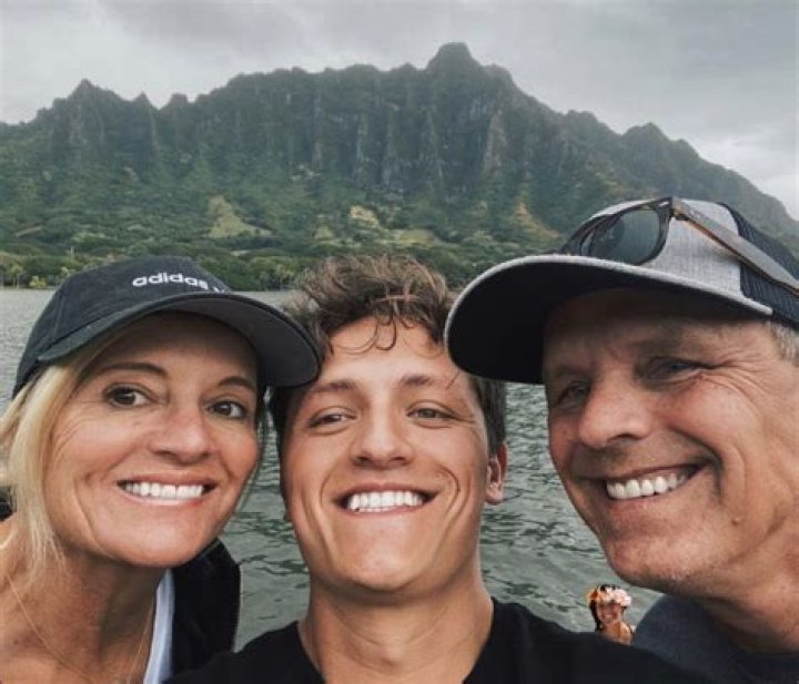 Connor Wood Age, Wiki, Net worth, Bio, Height, Girlfriend?