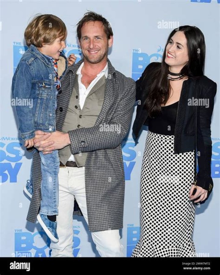 Discovering Jessica Ciencin Henriquez: A Multifaceted Talent