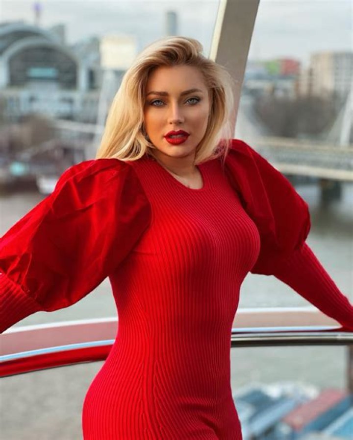 
Elena Berezhnaya Height, Weight, Net Worth, Age, Birthday, Wikipedia, Who, Nationality, Biography 