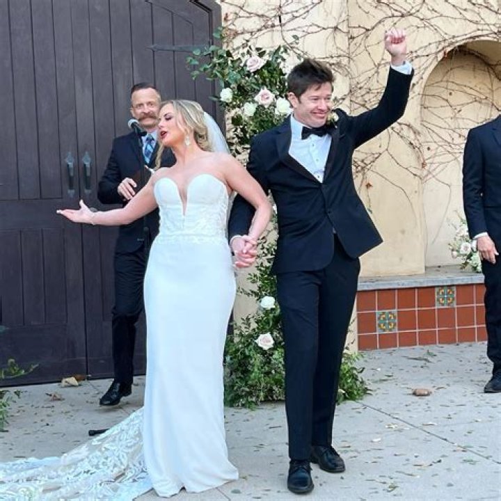 Elex Michaelson Wife; Bio, Age, Height, Married, ABC7, Salary and Net Worth