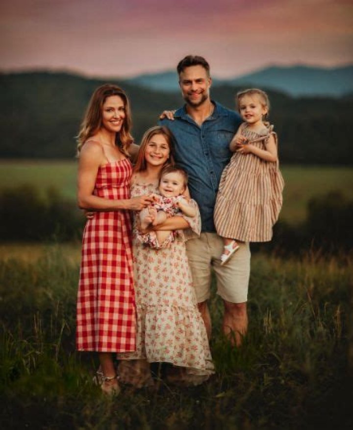 Exploring The Connection: Jill Wagner And Robert Wagner