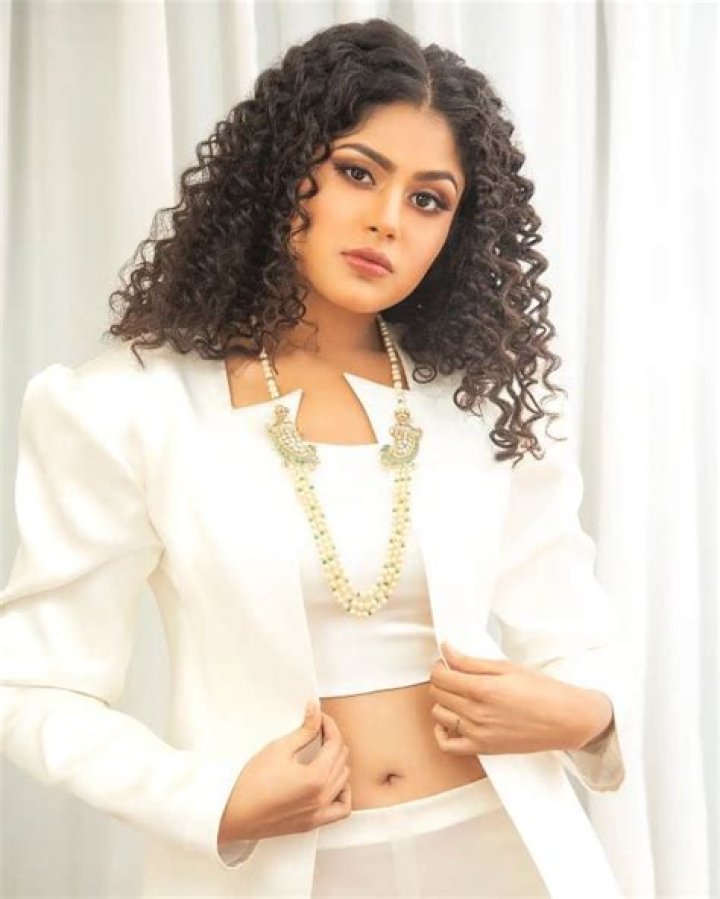 Faria Abdullah Height, Weight, Net Worth, Age, Birthday, Wikipedia, Who, Nationality, Biography