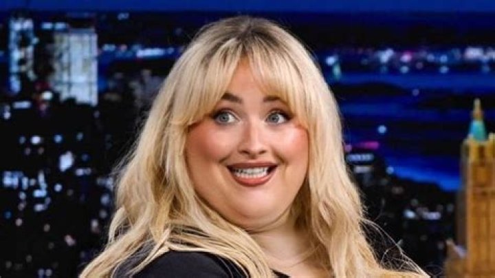 How Heavy Is Sabrina Carpenter? Understanding The Weight Of This Rising Star