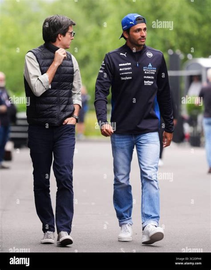 Is Carlos Onoro Sainz the Key to Carlos Sainz Jr.'s Formula One Success? - SarkariResult