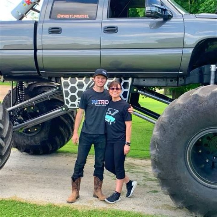 Javier Soto Biography, Age, Wife, Net Worth, Salary, 3TV, KTLA-TV And KPVI