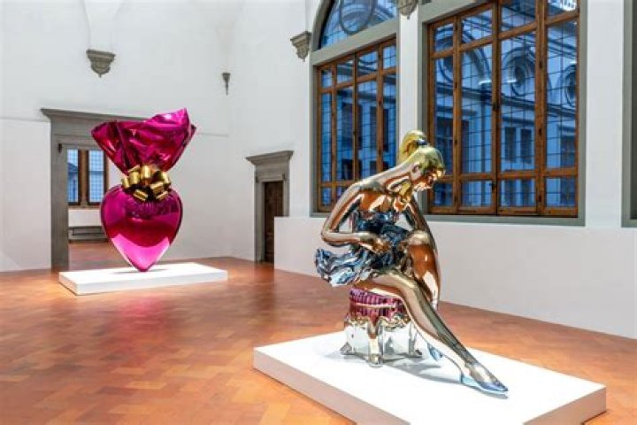 Jeff Koons: Wife, net worth, tattoos, smoking & body facts