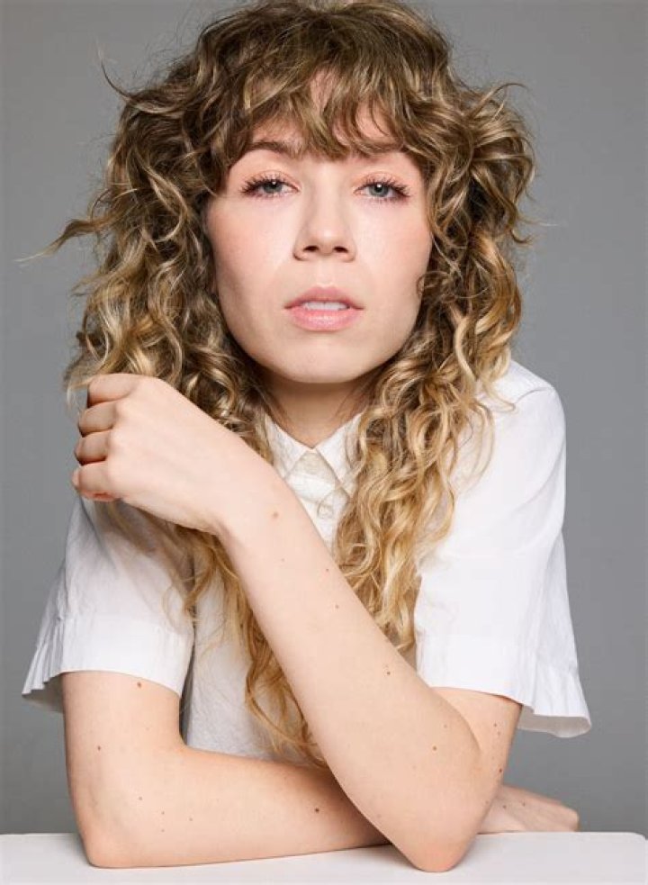 Jennette McCurdy: The Journey Of A Multi-Talented Star And Basketball Player