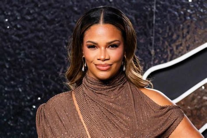 Kamie Crawford Wiki, Bio, Height, Ethnicity, Facts