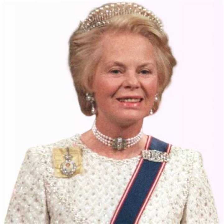 Kathryn Age, Wiki, Biography, Wife, Children, Salary, Net Worth, Parents