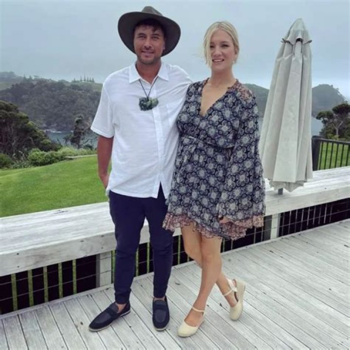 Kenny Smith Height, Weight, Net Worth, Age, Birthday, Wikipedia, Who, Nationality, Biography