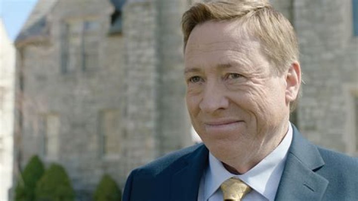 Kyle Edward Cranston Net Worth