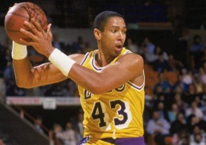 Michael Thompson (basketball)’s biography, net worth, fact, career, awards and life story