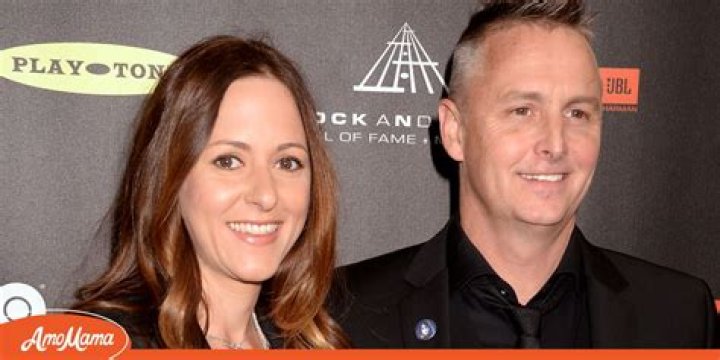 Mike McCready: Wife, net worth, tattoos, smoking & body facts