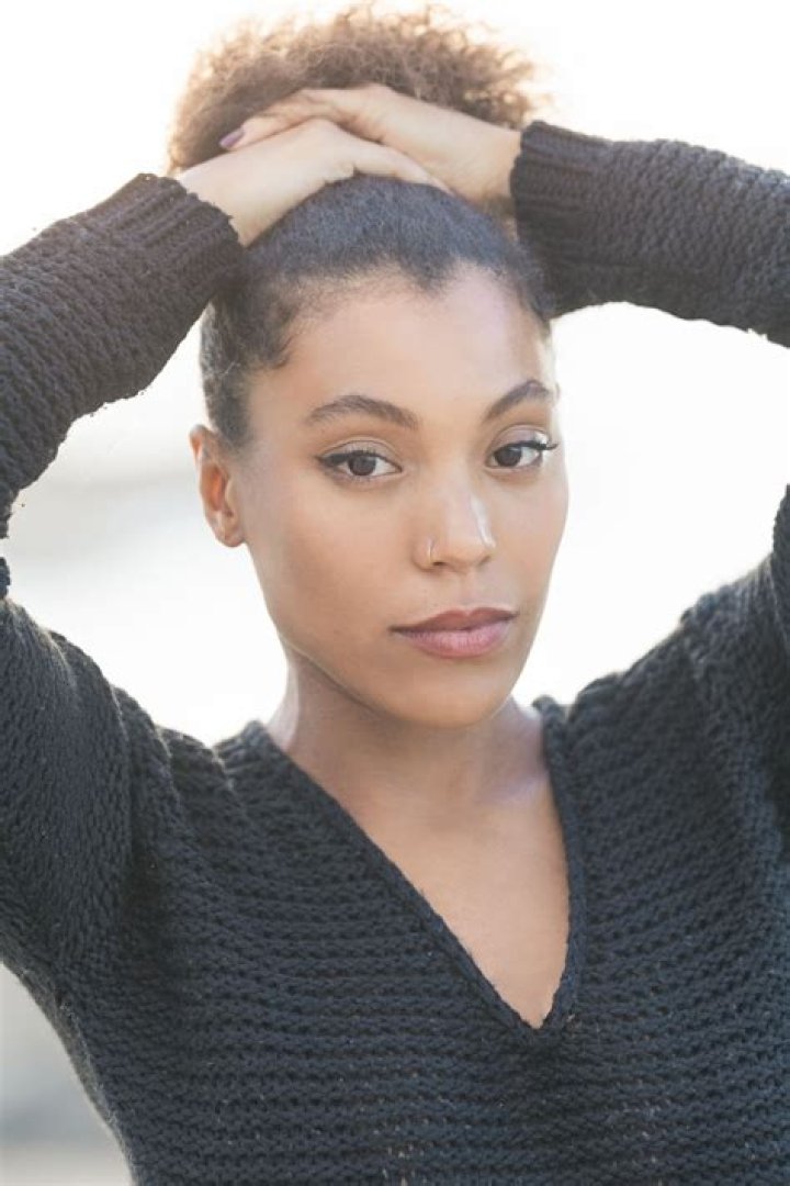 Naima Sebe Net Worth