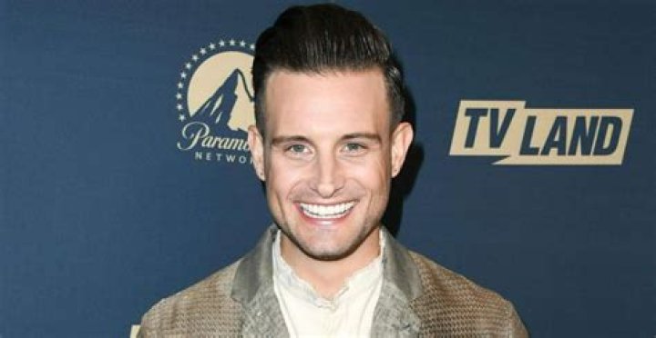 Nico Tortorella Height, Weight, Body Measurements, Shoe Size