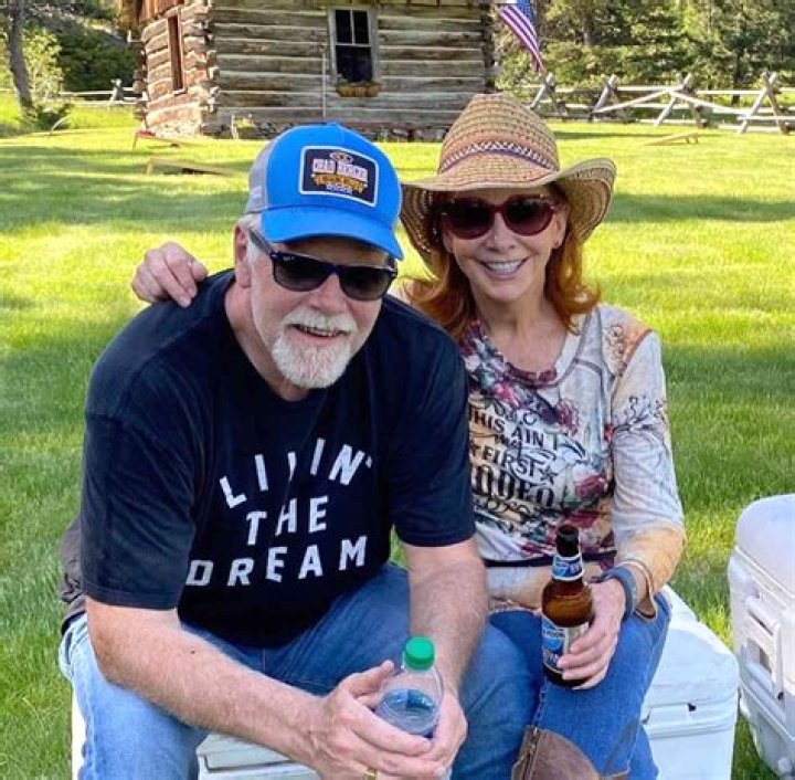 Rex Linn Wiki, Net Worth, Bio, Age, Wife, Family