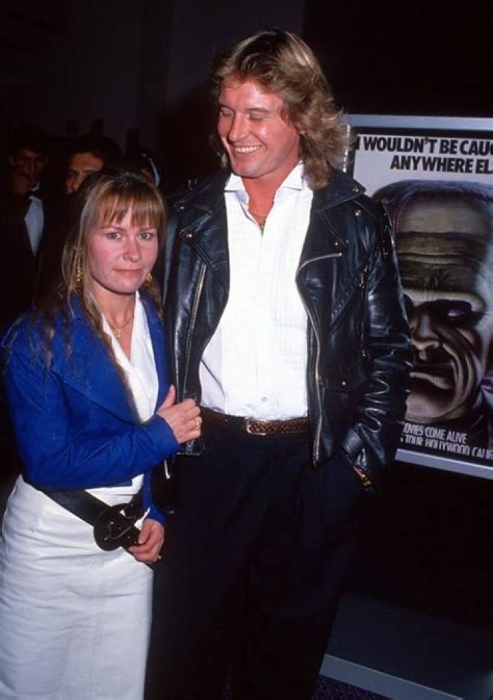 Roddy Piper: Wife, net worth, tattoos, smoking & body facts