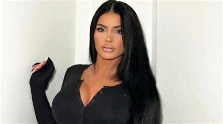 Sienna West Wikipedia, Biography, Age, Height, Weight, Net Worth and more