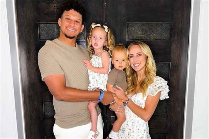 What Is Patrick Mahomes Parents Nationality? Meet His Father Pat Mahomes And Mother Randi Mahomes