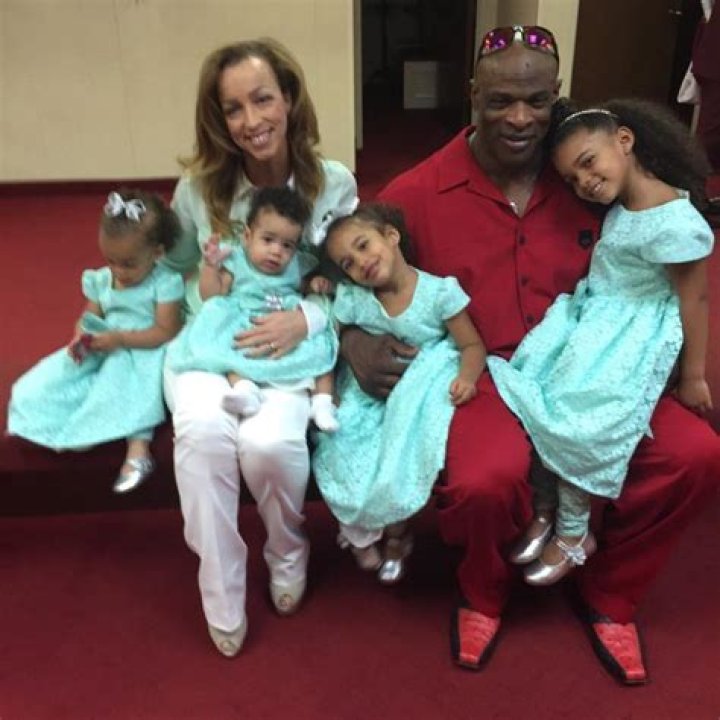 William Duvall Biography, Age, Family, Music, Career, Height And Net Worth.